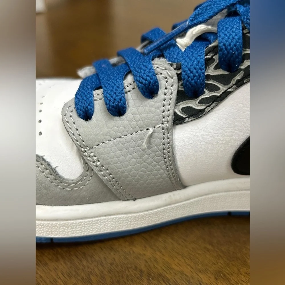 Nike Air Jordan 1 Low SE Retro Mens Size 8 US DM1199-140‎ True Blue Elephant